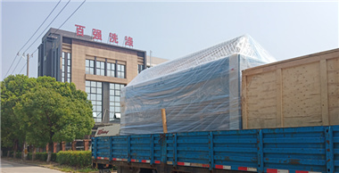 百強的3.3米布草折疊機發(fā)貨北京