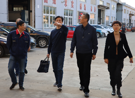 熱烈歡迎奉城鎮黨委領導，經濟園區總經理蒞臨百強視察
